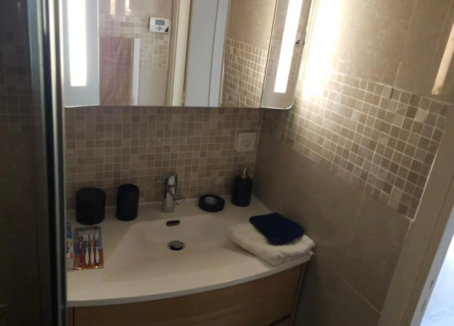 Maryland Antibes Standing 45M2 Au Calme Proche Plage Et Centre-Ville - Parking Prive - Wifi Apartment