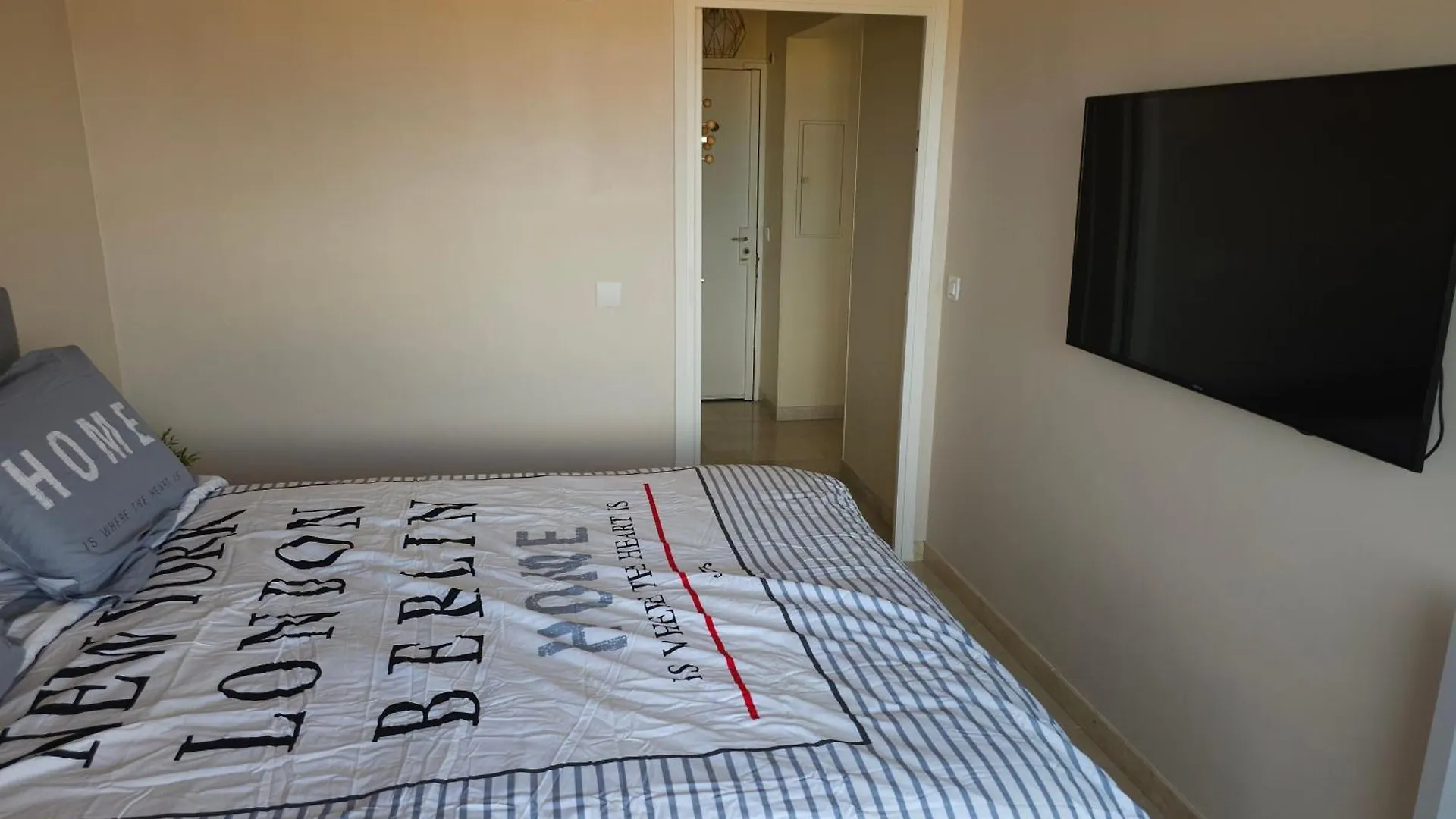 Apartment Maryland Antibes Standing 45M2 Au Calme Proche Plage Et Centre-Ville - Parking Prive - Wifi